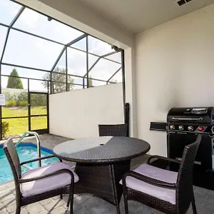 Beautiful Townhouse With Pool Close To , Davenport United States